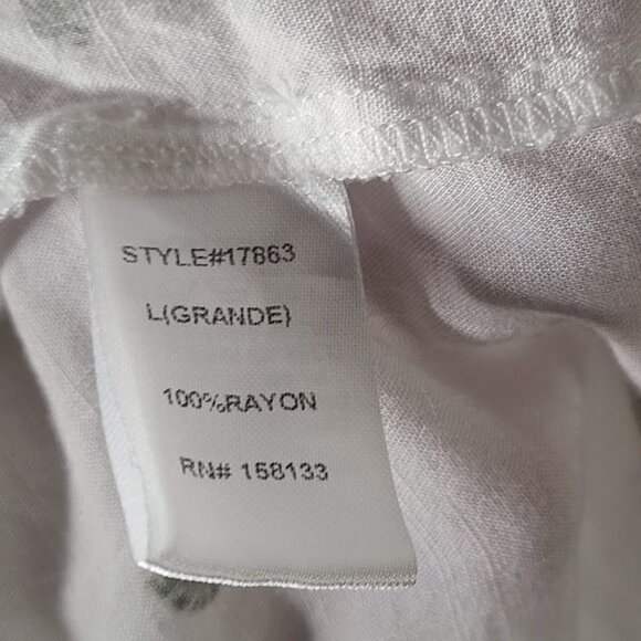 Staccato White Leaf Print Round Neck Tiered Hem Sleeveless Top Women's Size L - Picture 9 of 10